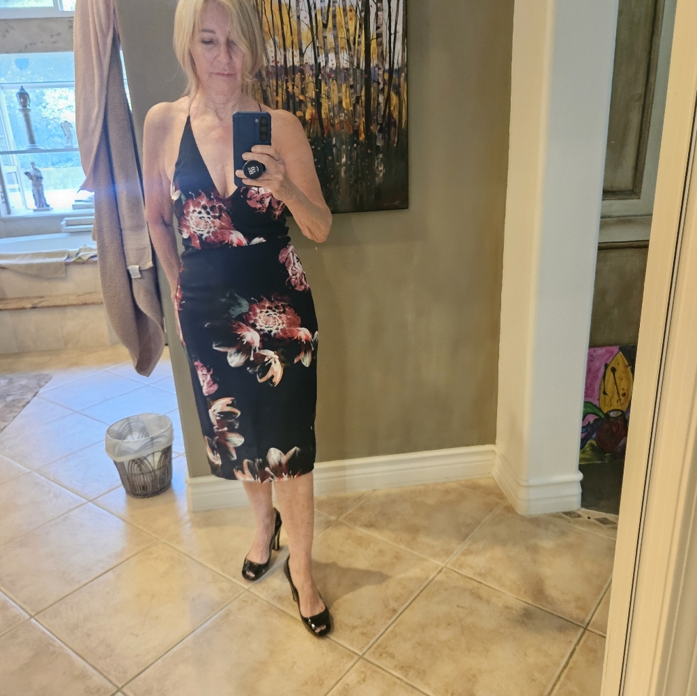 Floral MIDI dress size 6
